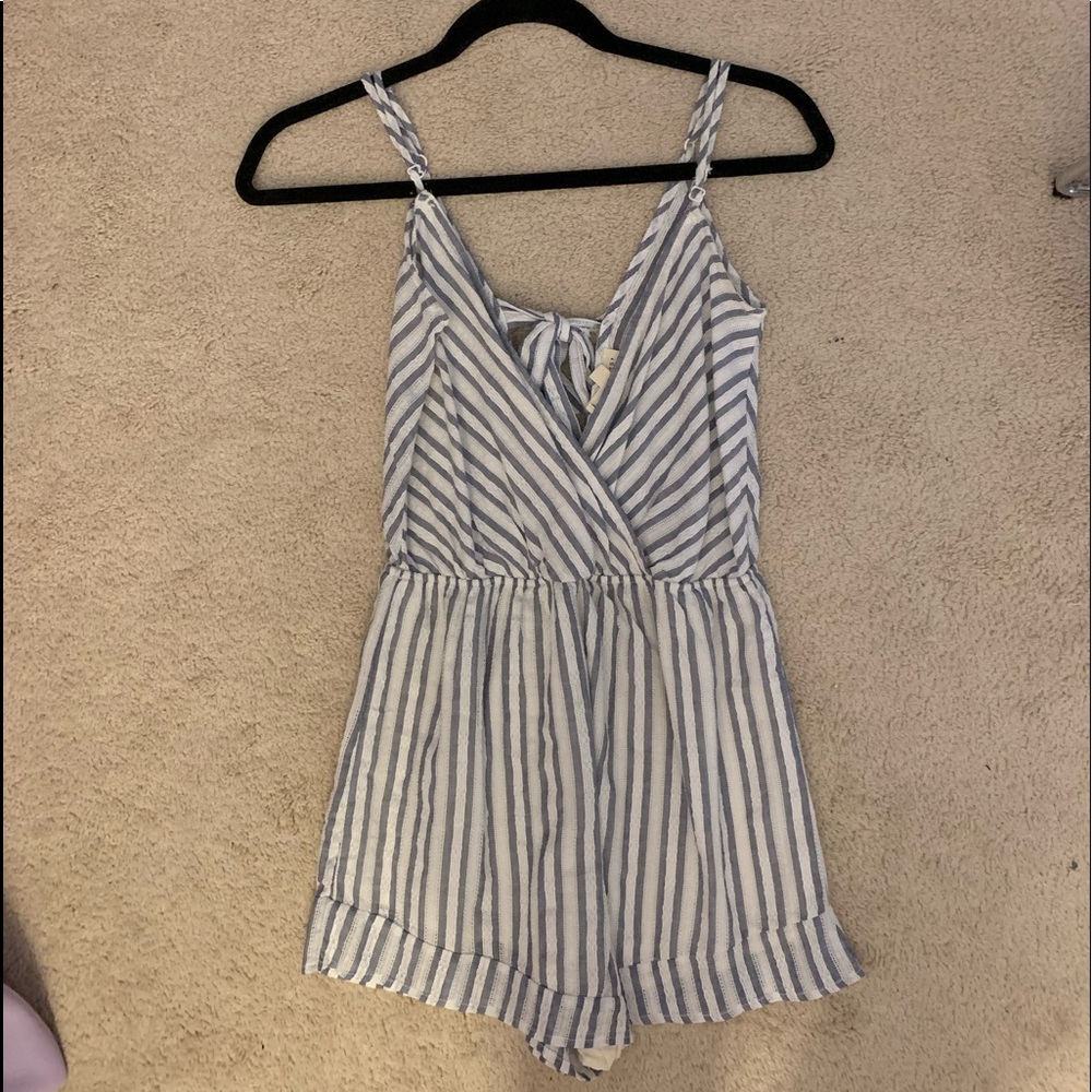 Romper - Picture 2 of 3